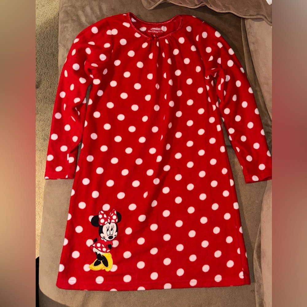 Disney Fleece Minnie Mouse Embroidered Nightgown, like new, Girls Size small